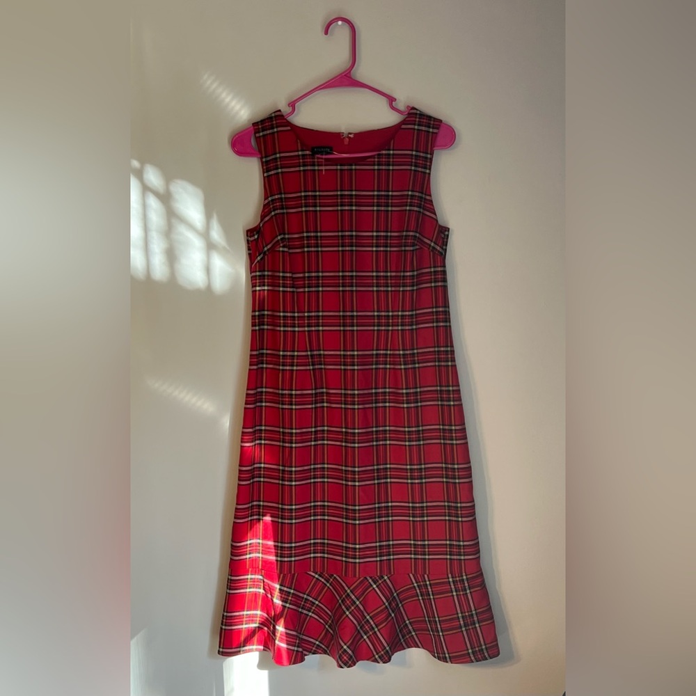 TALBOTS SLEEVELESS TARTAN SHEATH DRESS